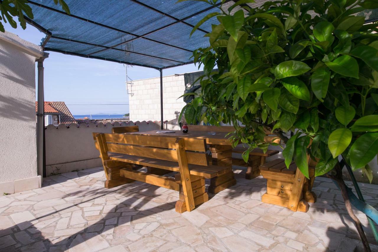 Strma Apartments Vis Exterior photo